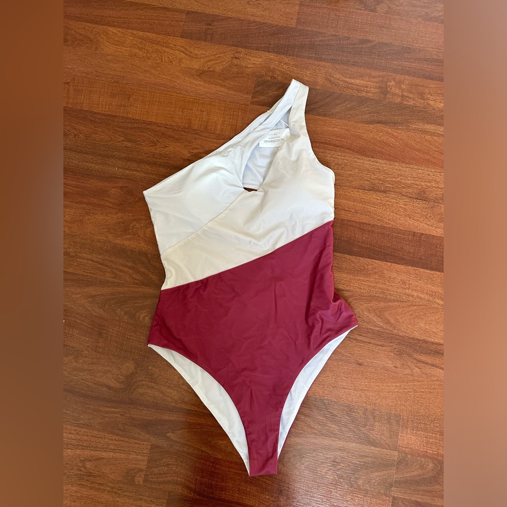 Off The Shoulder One Piece Swimsuit